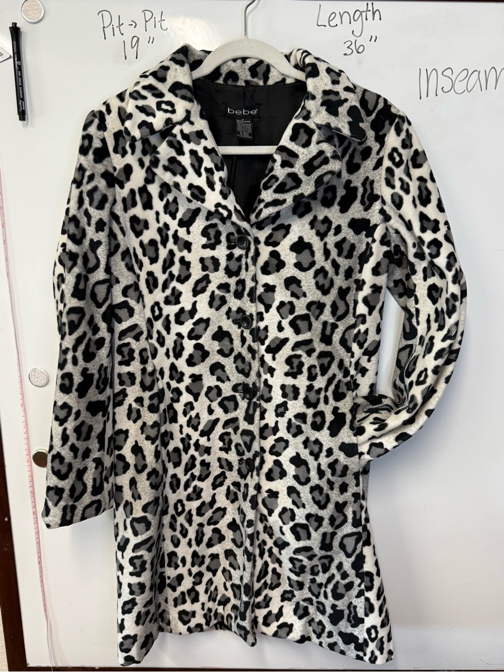 bebe Black & White animal Leopard-Print long Pea Coat size small mob wife